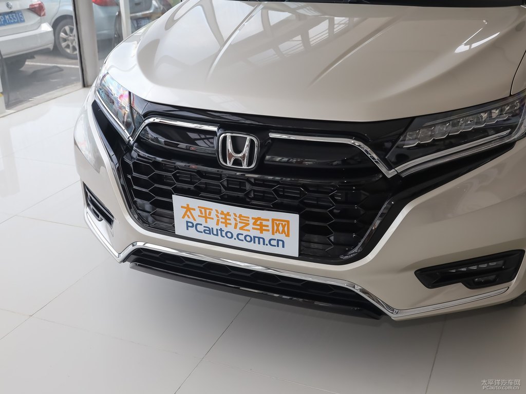 雅韻金本田UR-V車頭外觀圖片