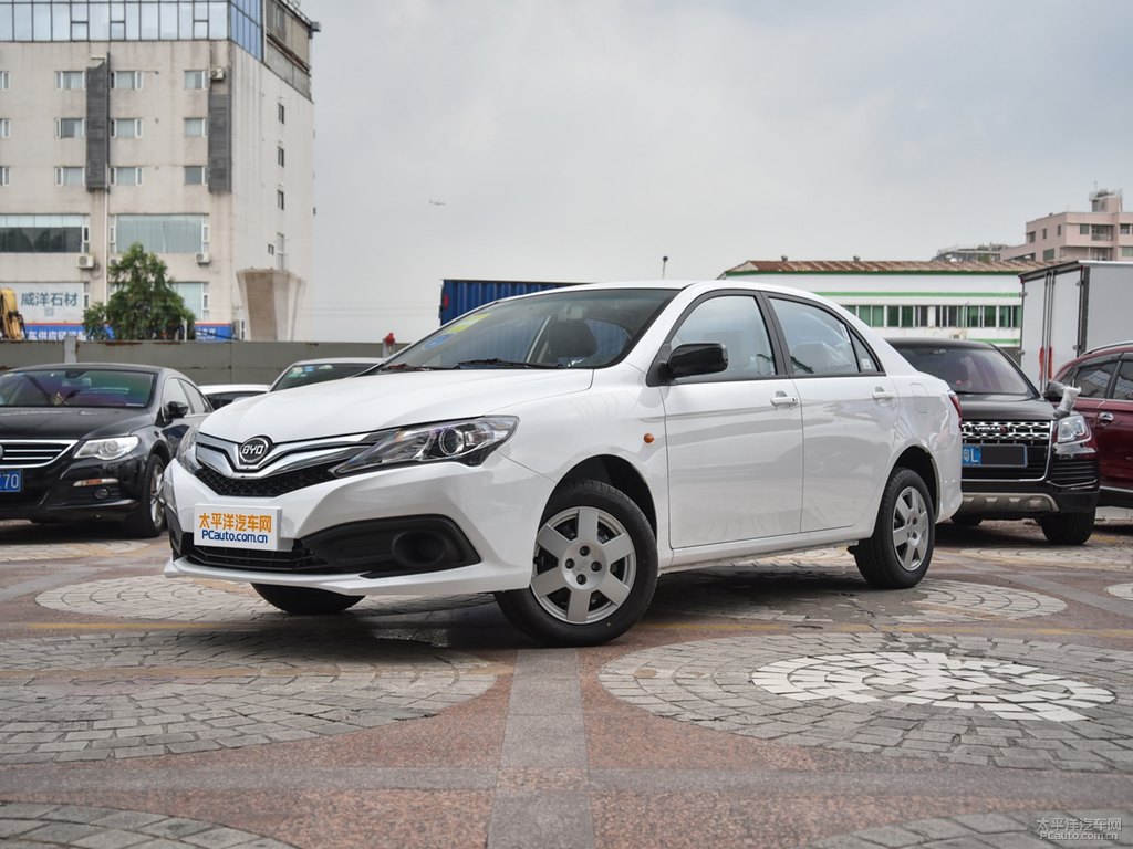 天山白比亞迪F3整車外觀外觀圖片