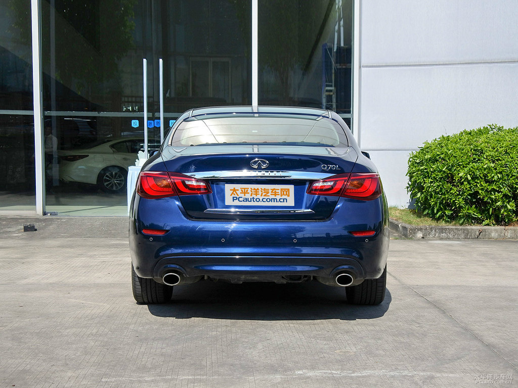星夜藍英菲尼迪Q70L整車外觀外觀圖片