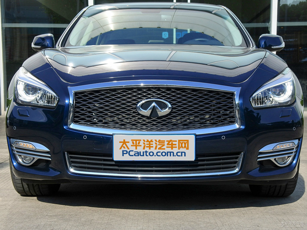 星夜藍(lán)英菲尼迪Q70L車頭外觀圖片