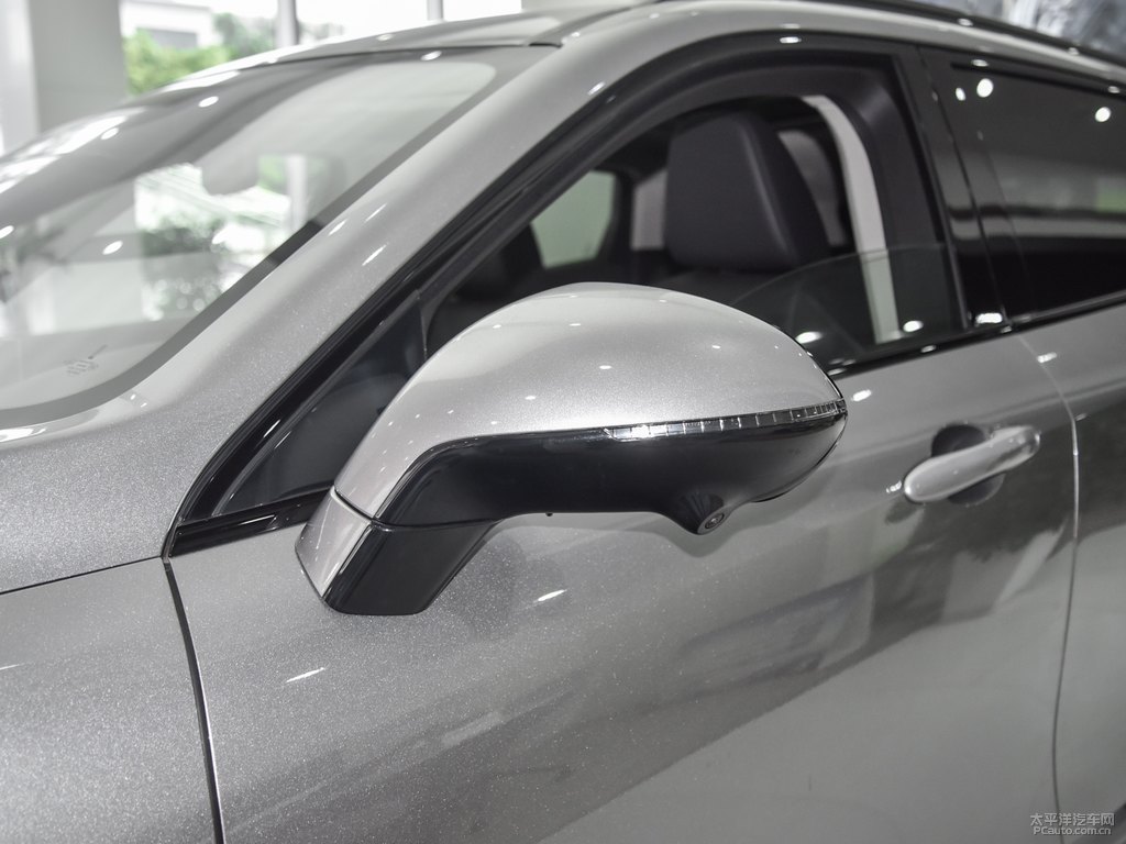 艾爾斯灰魏牌 VV7車身外觀圖片