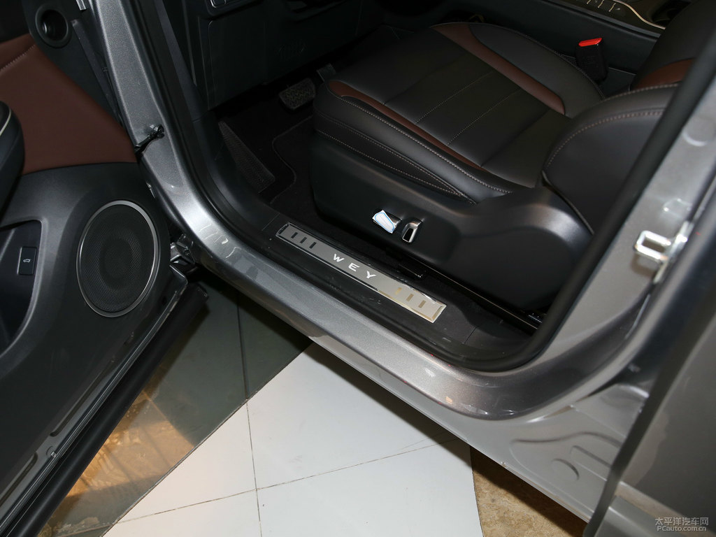 艾爾斯灰魏牌 VV5車廂內(nèi)飾圖片