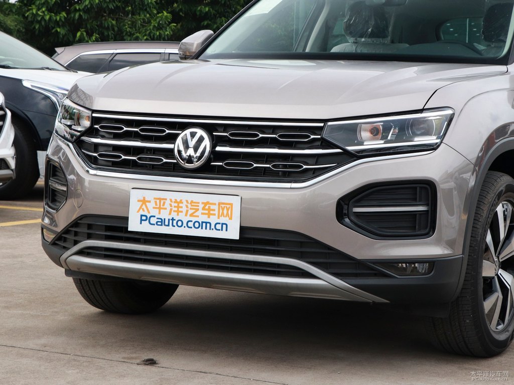 星耀金探岳車頭外觀圖片