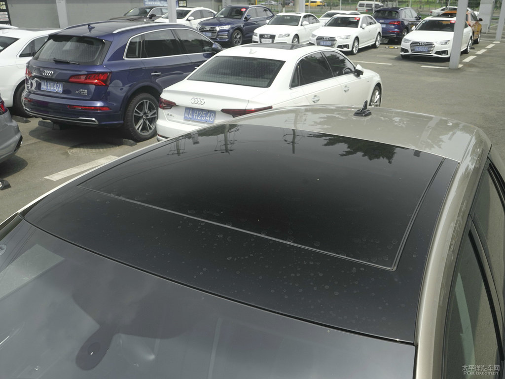 鈦金米奧迪Q2L車身外觀圖片