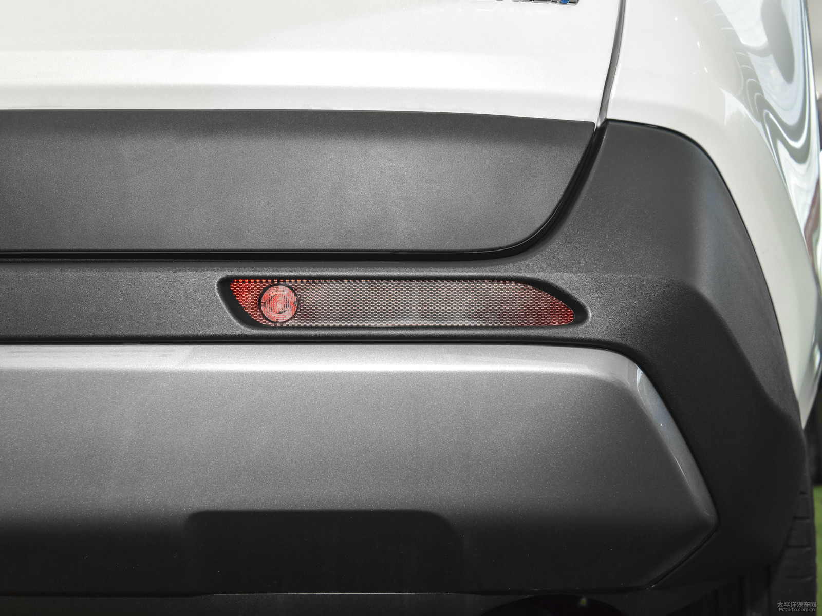 RAV4榮放外觀高清大圖