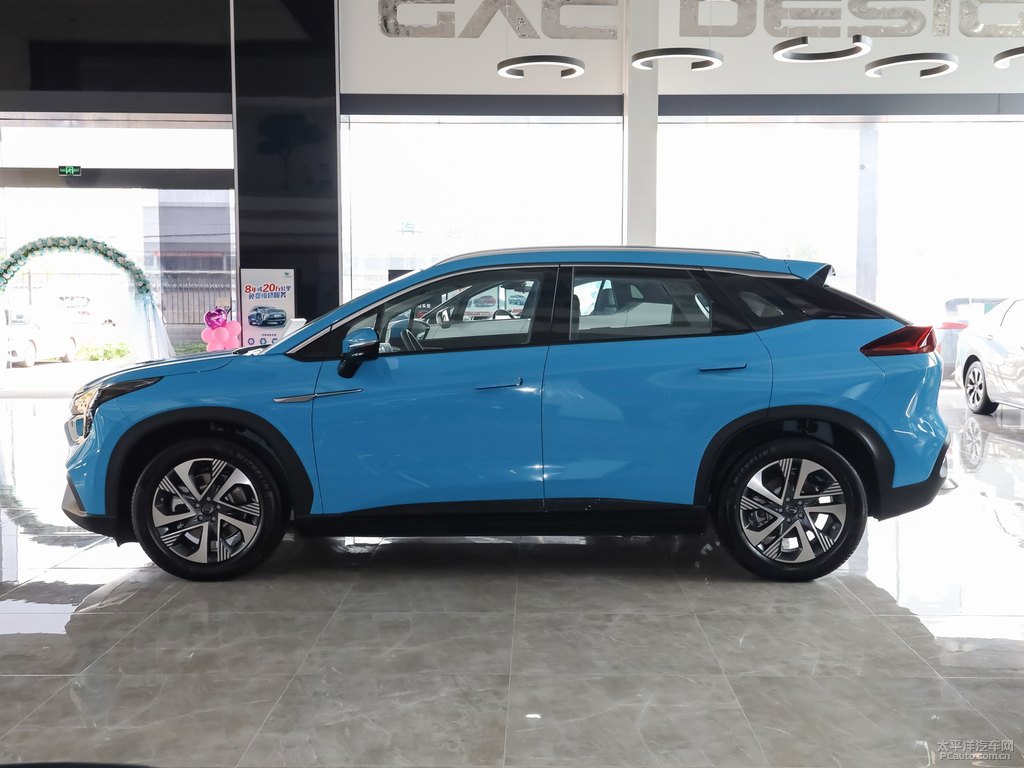 蒂芙尼藍AION LX整車外觀外觀圖片