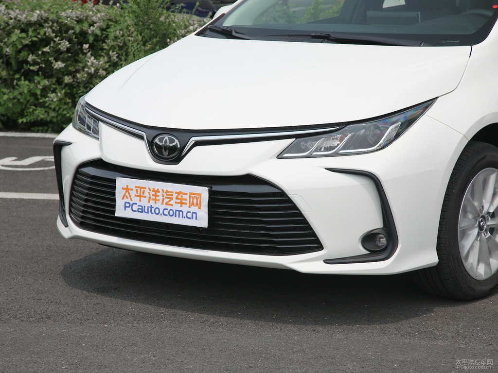 超級白色卡羅拉車頭外觀圖片