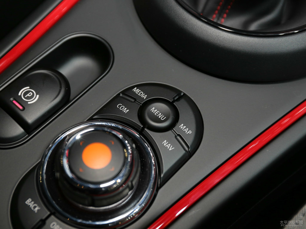 MINI JCW COUNTRYMANDƬ