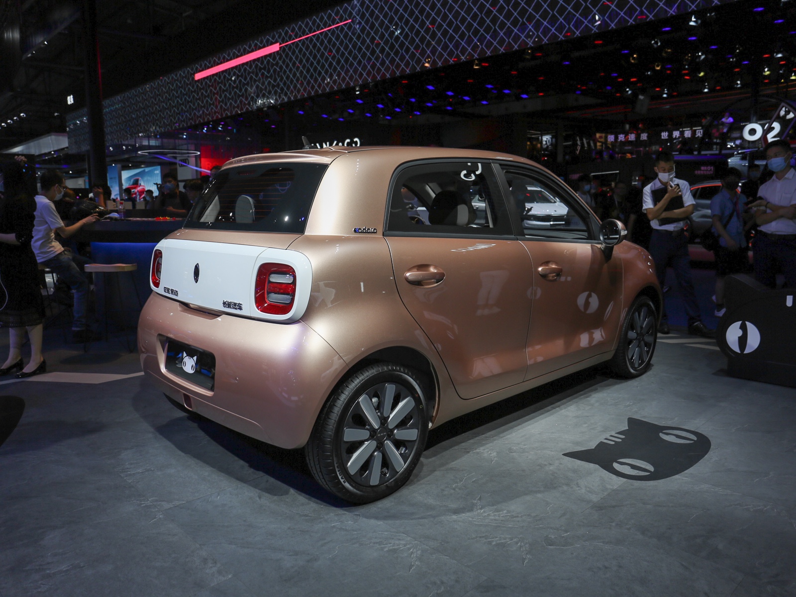 歐拉黑貓車展高清大圖