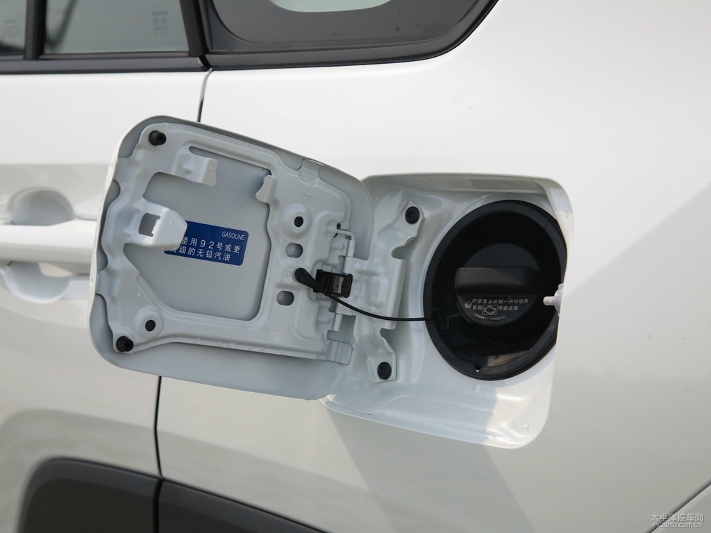 珍珠白RAV4榮放細節(jié)其它細節(jié)圖片