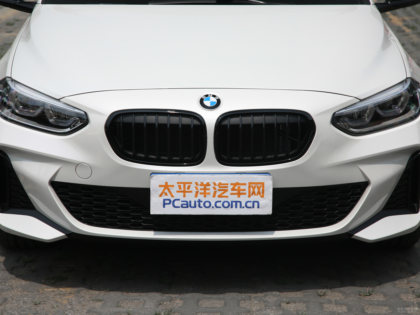 寶馬1系外觀高清大圖