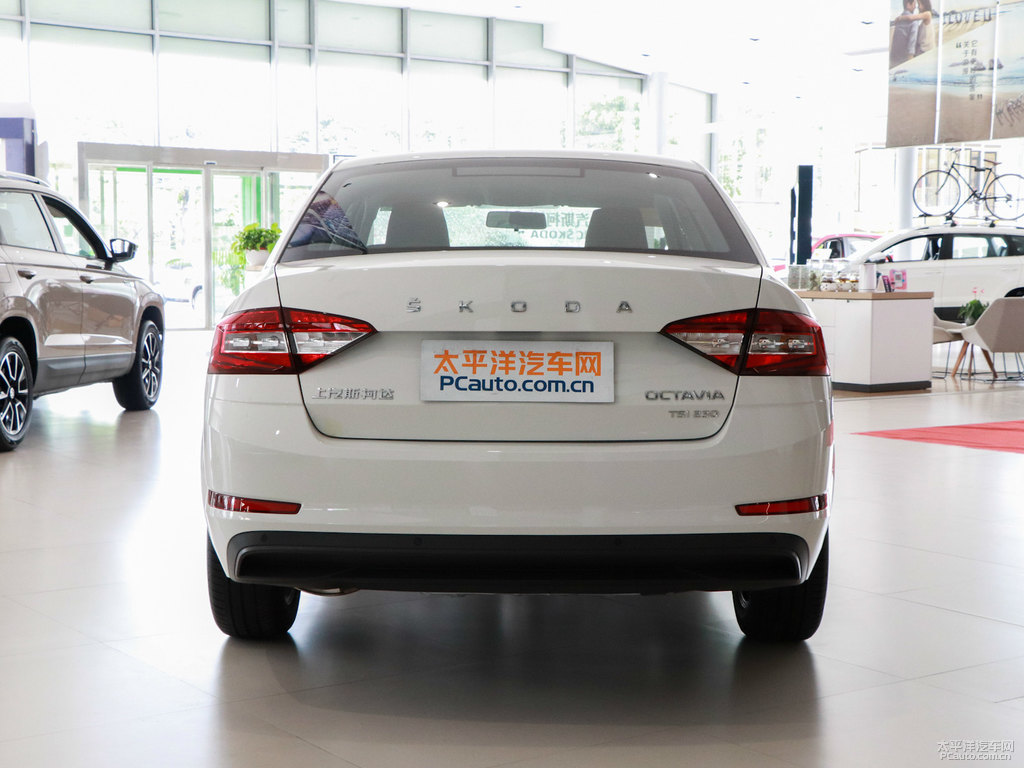 晶瑩白明銳整車(chē)外觀外觀圖片