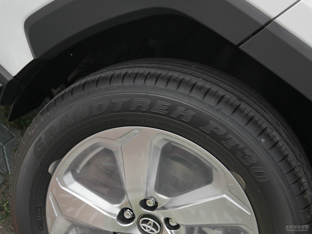 珍珠白RAV4榮放細節(jié)其它細節(jié)圖片