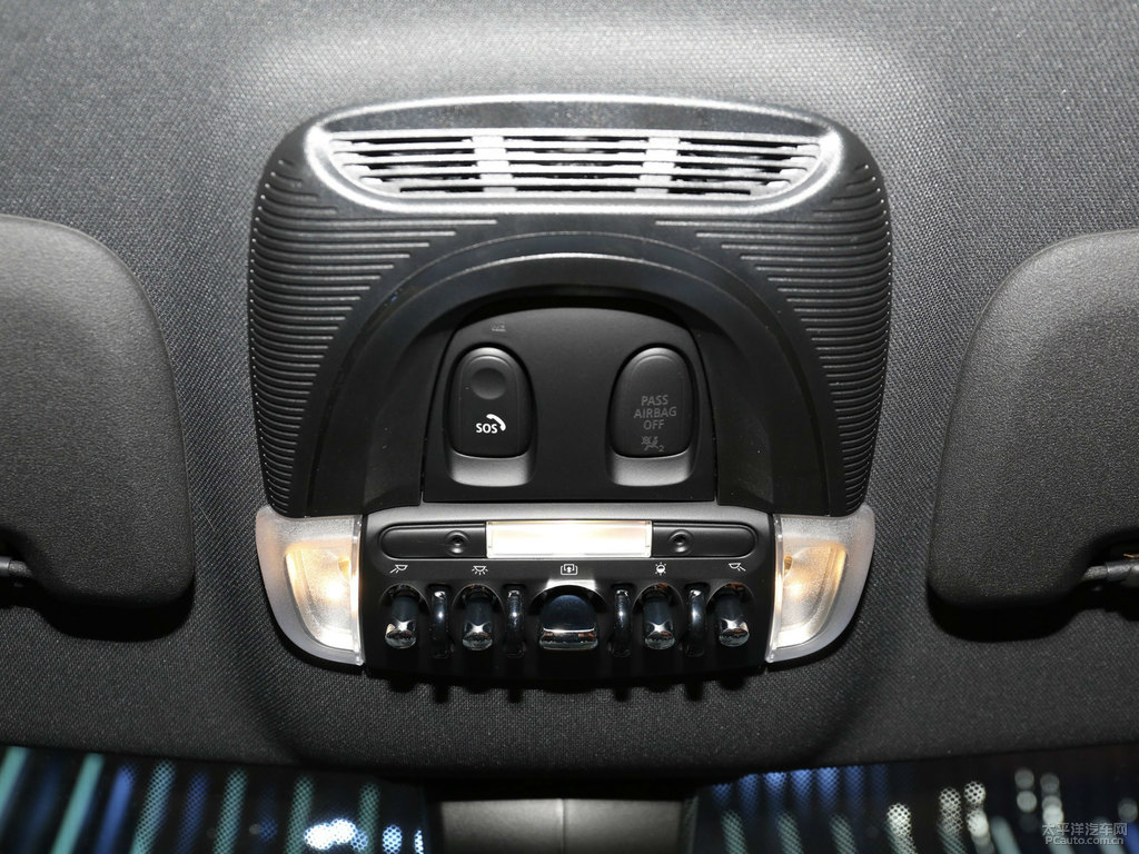 ɫ+MINI COUNTRYMAN܇DƬ