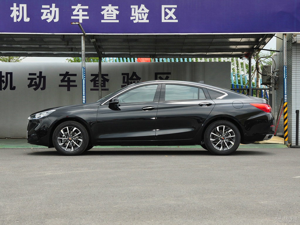 極夜黑紅旗H5經(jīng)典整車外觀外觀圖片