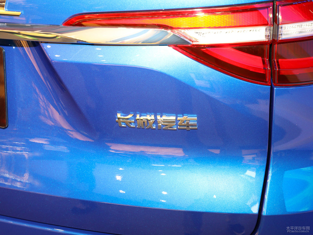 深海藍哈弗F7車尾外觀圖片