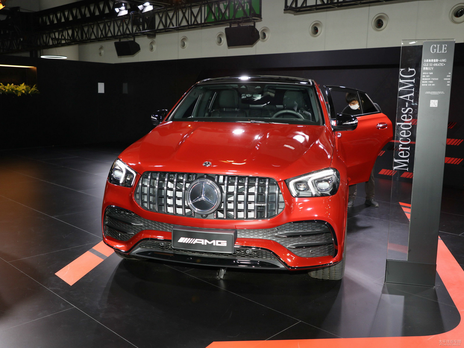 GLE 轎跑SUV AMG外觀高清大圖