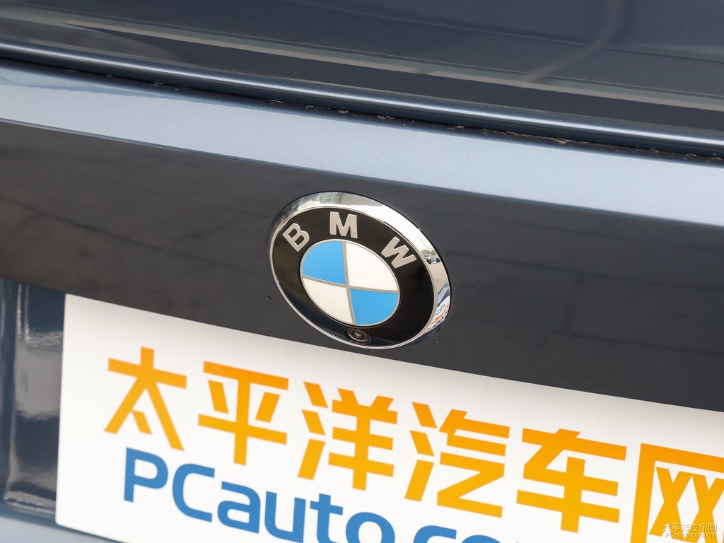 極速藍(lán)寶馬4系車尾外觀圖片