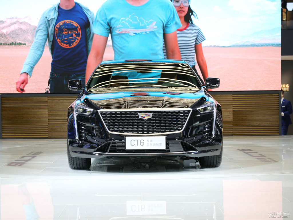 曜黑凱迪拉克CT6整車外觀外觀圖片