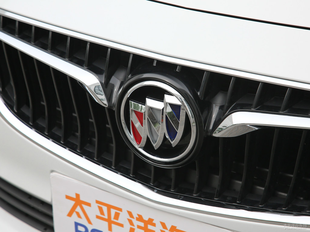 雪域白英朗車頭外觀圖片