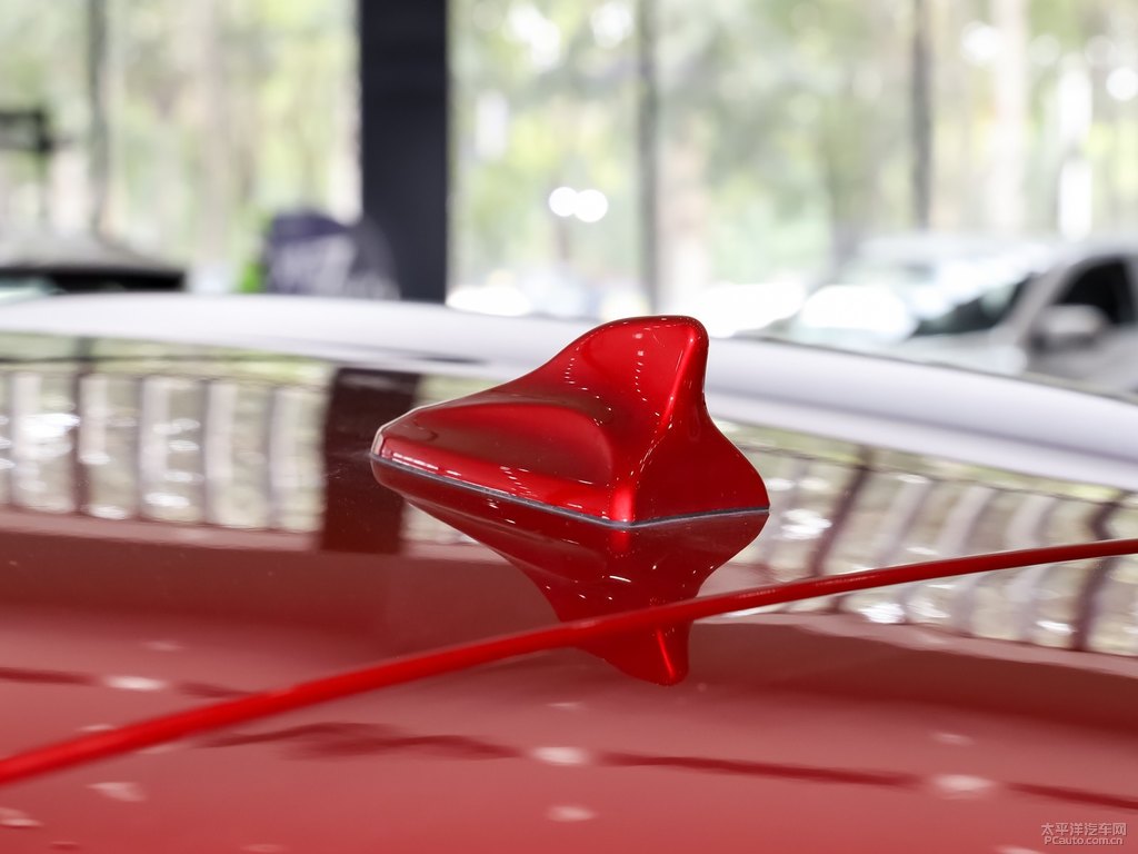 馬爾斯紅哈弗H4車身外觀圖片