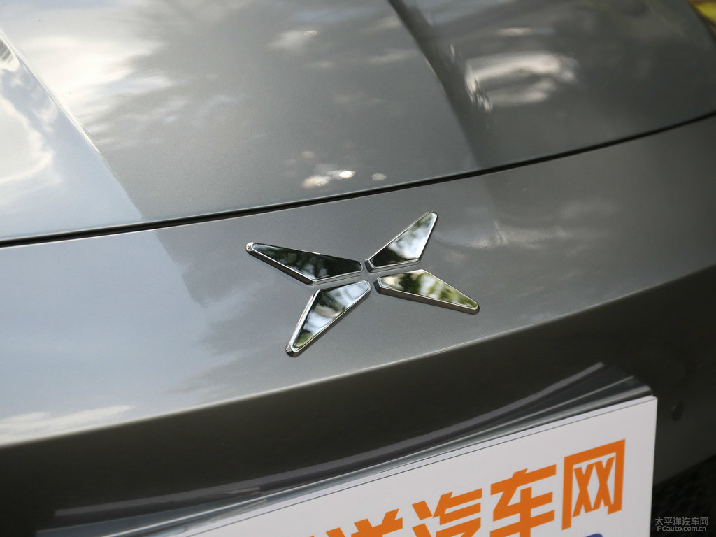 冷峻灰小鵬G3車頭外觀圖片