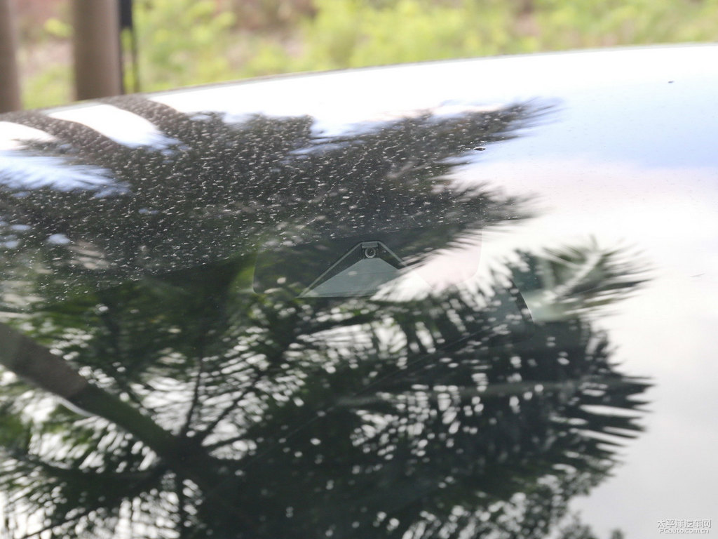 冷峻灰小鵬G3車身外觀圖片