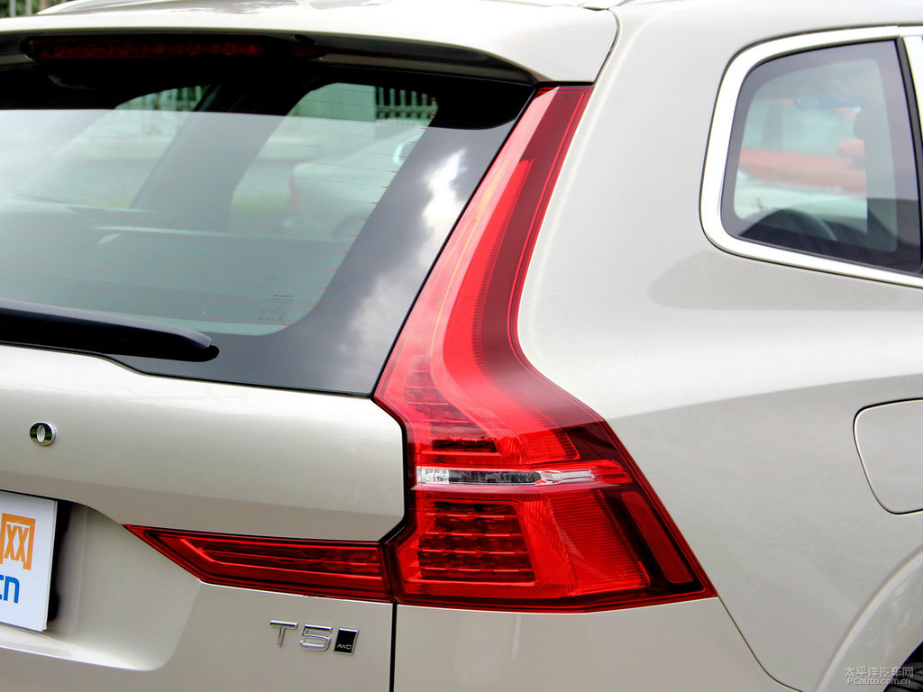 耀目沙沃爾沃XC60車尾外觀圖片
