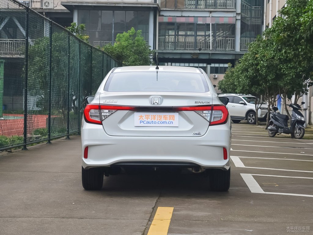 晶耀白享域整車外觀外觀圖片
