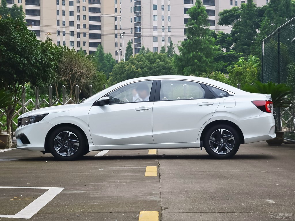 晶耀白享域整車外觀外觀圖片