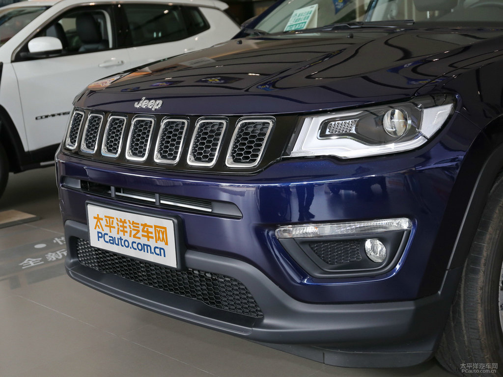 星辰藍(lán)指南者車頭外觀圖片