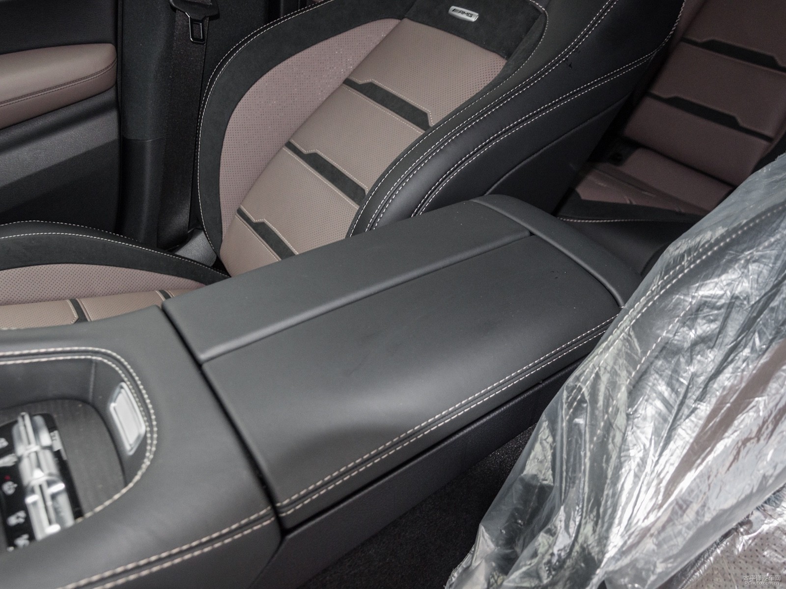 GLE 轎跑SUV AMG內(nèi)飾高清大圖
