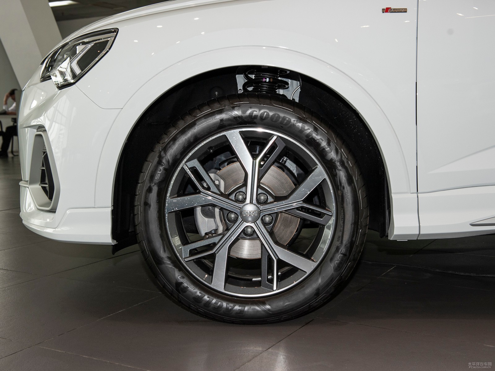 奧迪Q3 Sportback外觀高清大圖