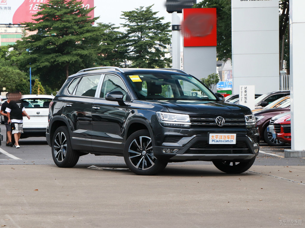 碳晶灰途岳整車外觀外觀圖片