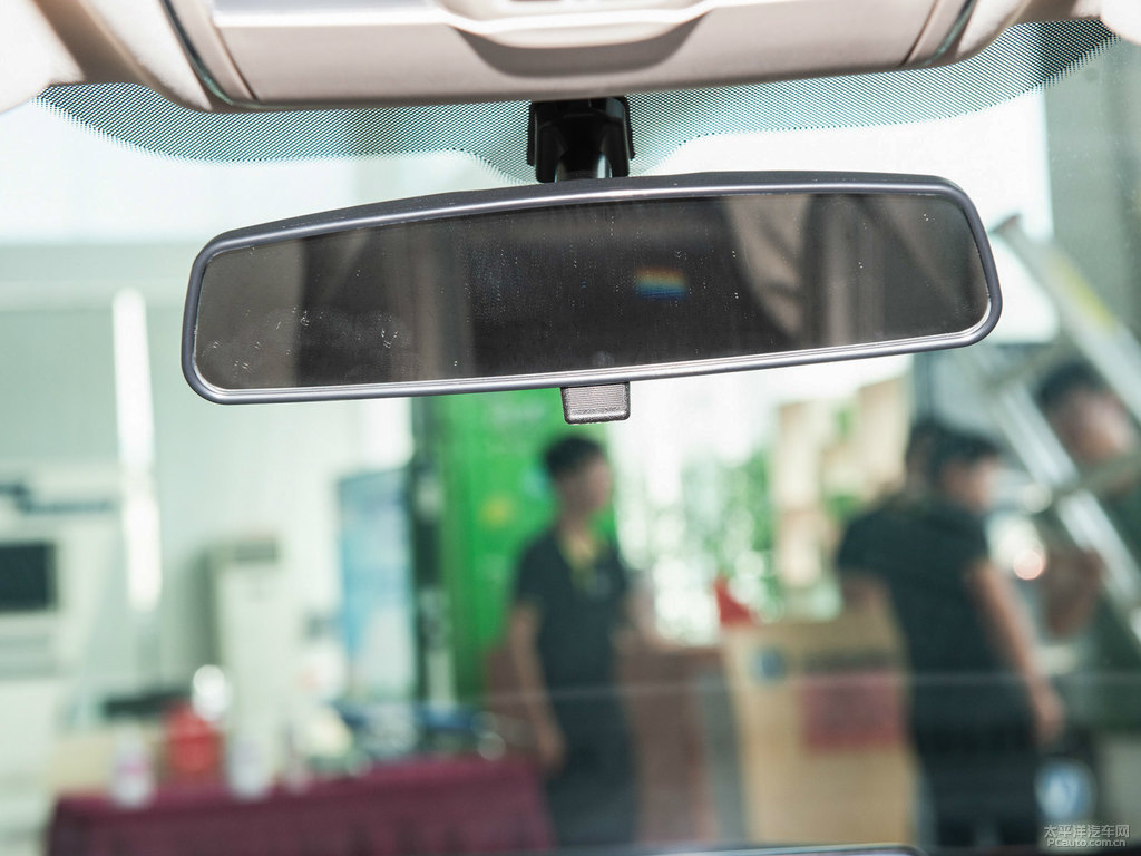 霓虹銳程CC車廂內(nèi)飾圖片