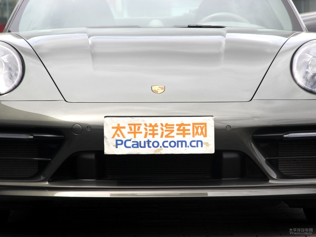瑪瑙灰保時(shí)捷911車頭外觀圖片