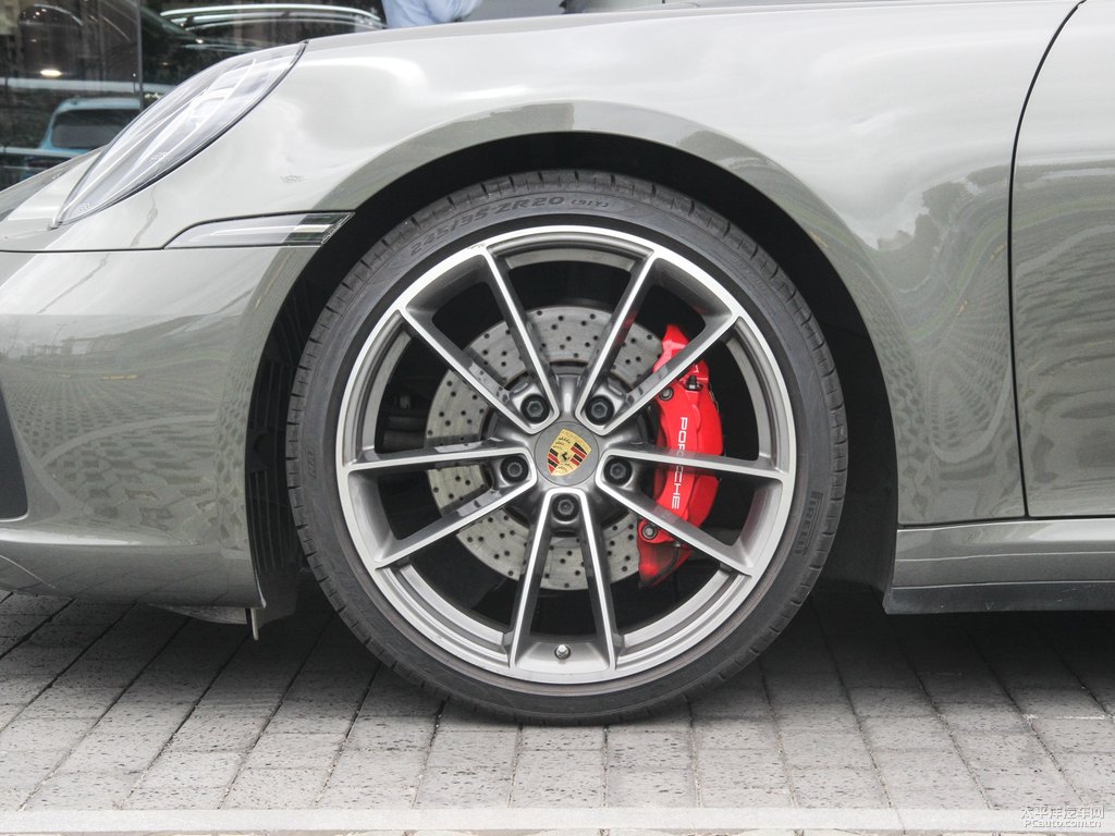 瑪瑙灰保時捷911車身外觀圖片