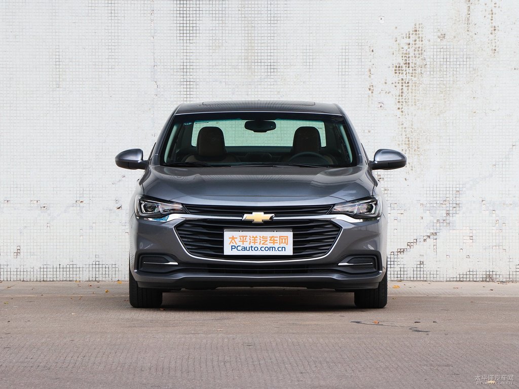 低調(diào)灰科魯澤整車外觀外觀圖片