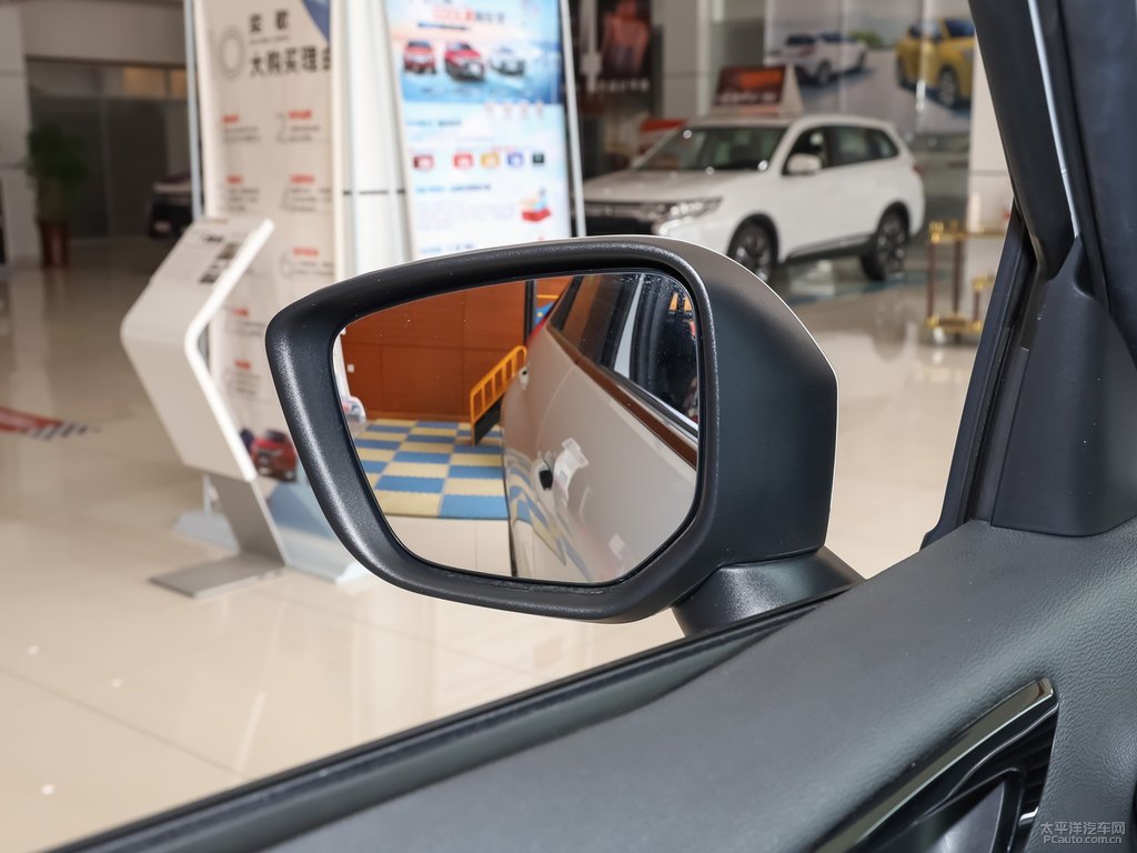 珍珠白奕歌車(chē)身外觀圖片