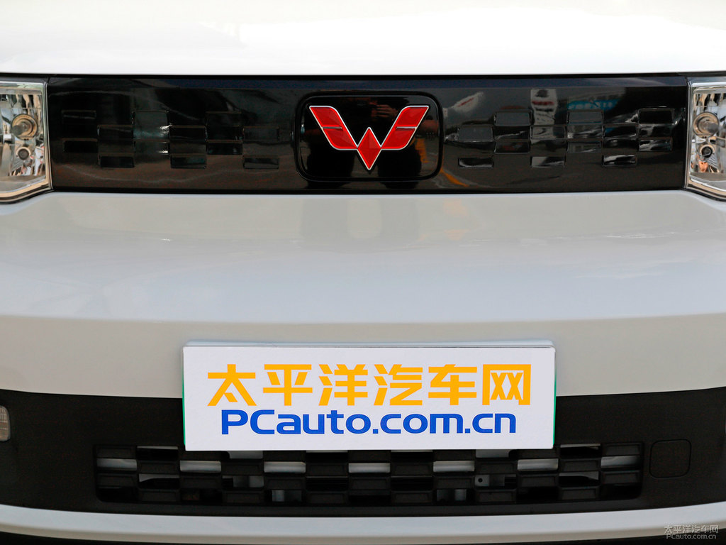 星云白宏光MINIEV車頭外觀圖片