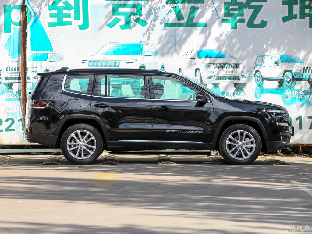 北極黑大指揮官整車外觀外觀圖片