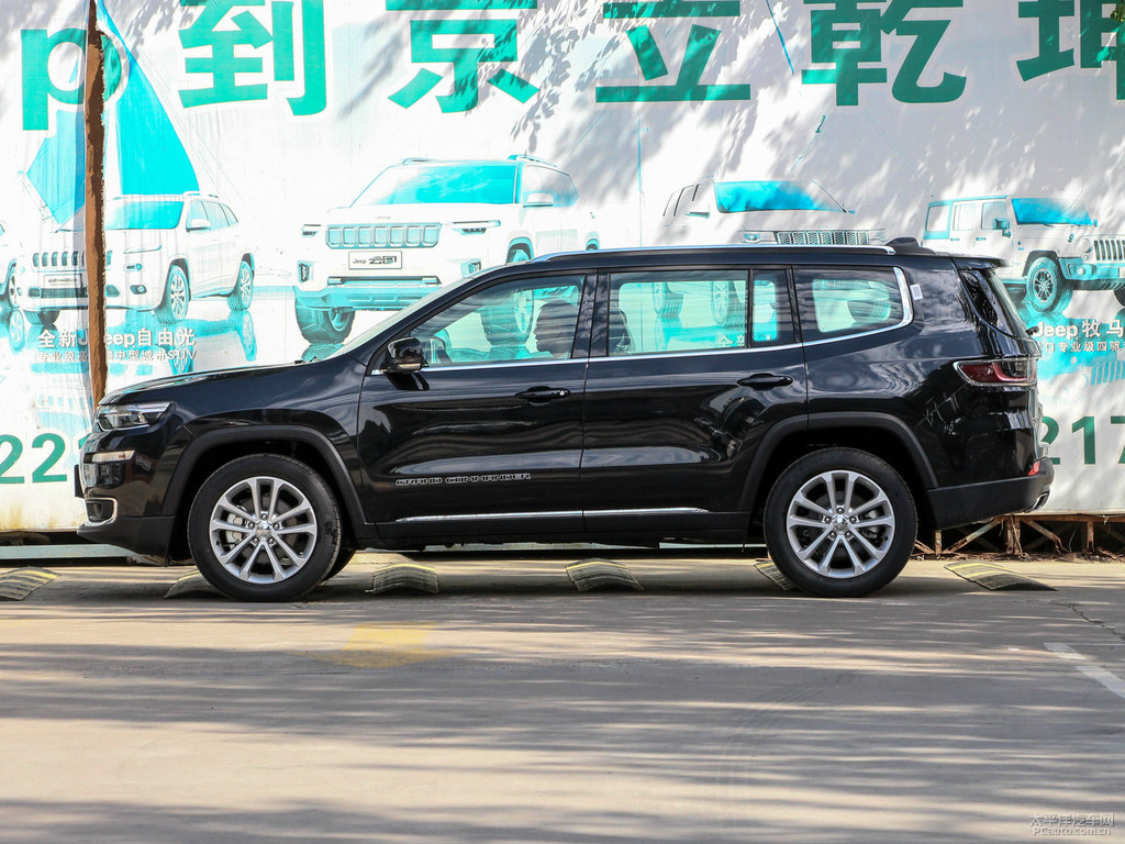 北極黑大指揮官整車(chē)外觀外觀圖片