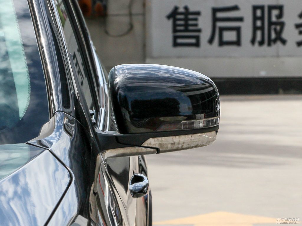 北極黑大指揮官車(chē)身外觀圖片