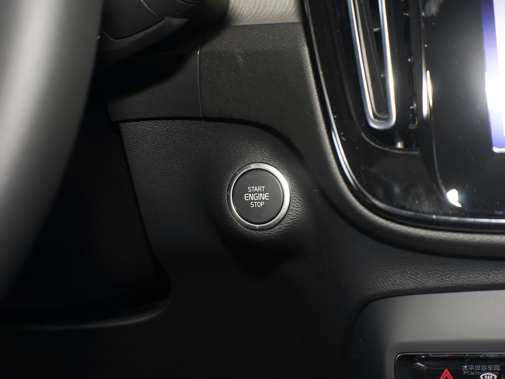 水晶白沃爾沃XC40中控內(nèi)飾圖片