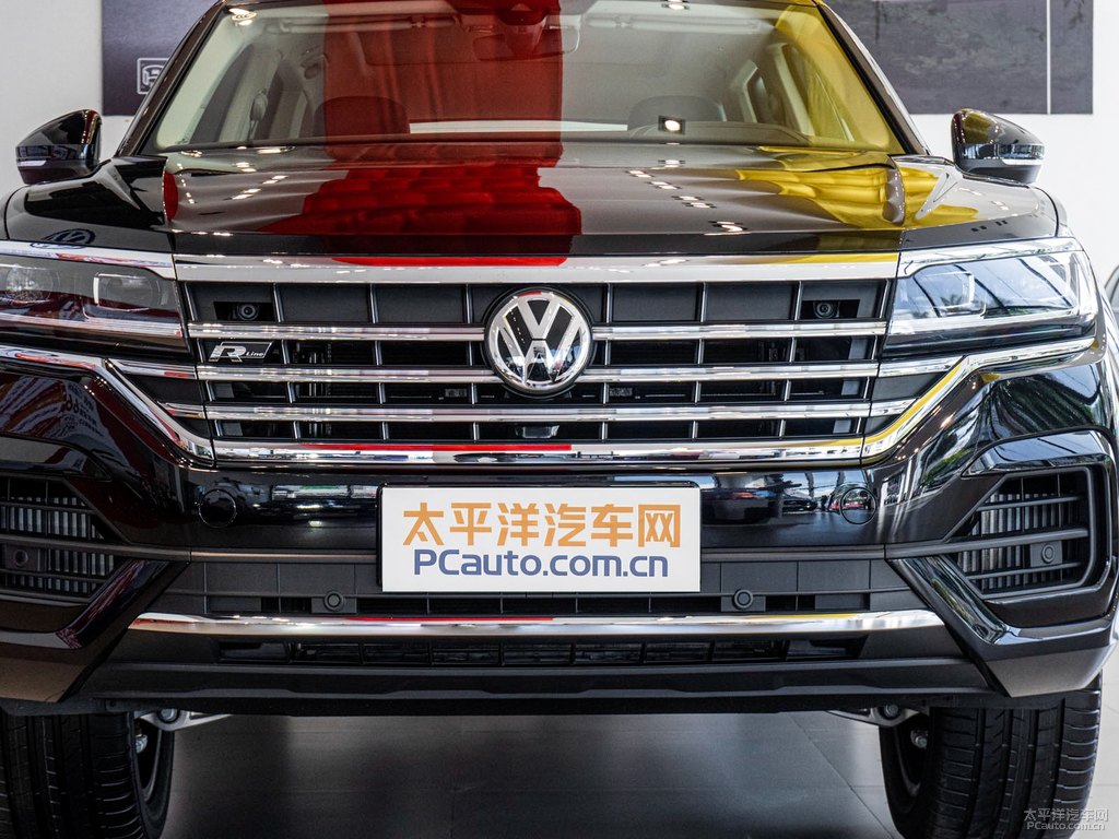水墨黑途銳車(chē)頭外觀圖片