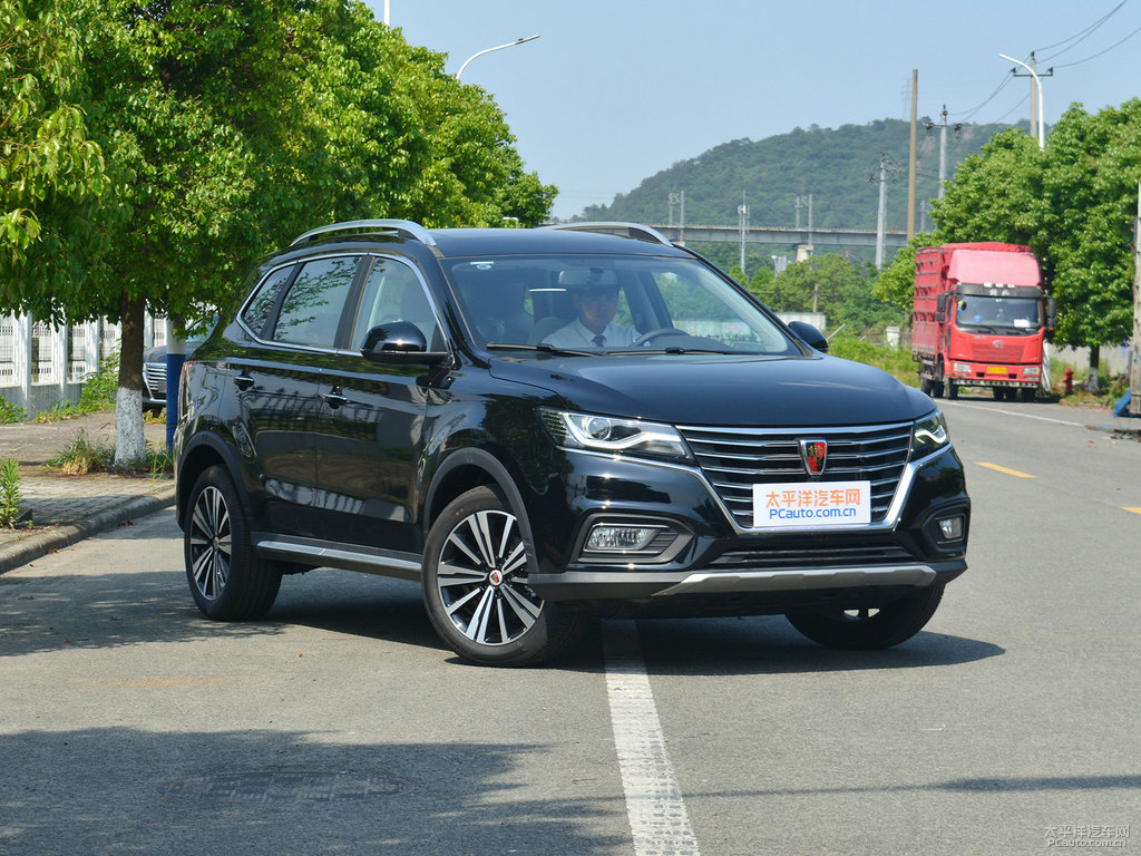 伯爵黑榮威RX5整車外觀外觀圖片