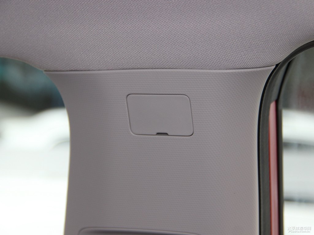 赤焰紅榮威i5車廂內(nèi)飾圖片
