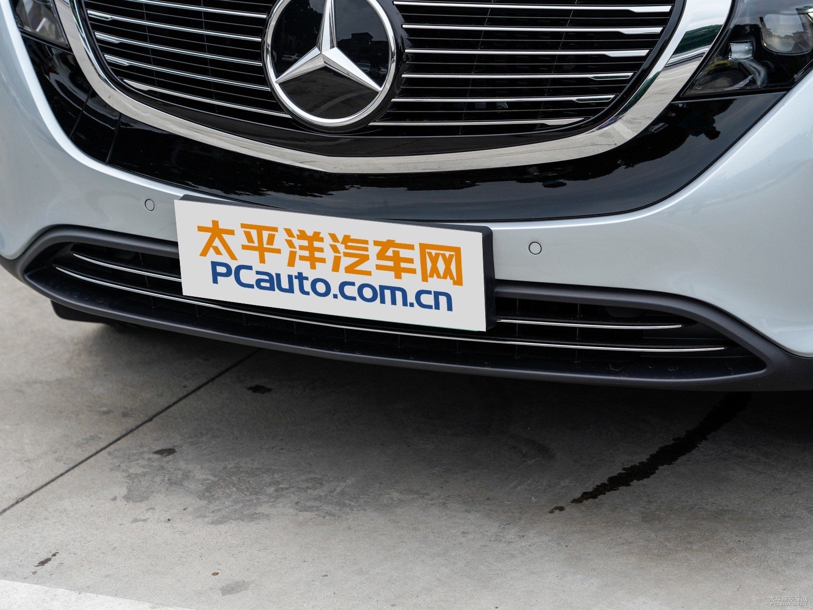 奔馳EQC外觀高清大圖