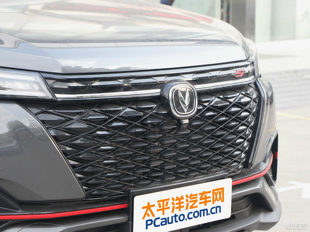 炫影灰長安CS55PLUS車頭外觀圖片