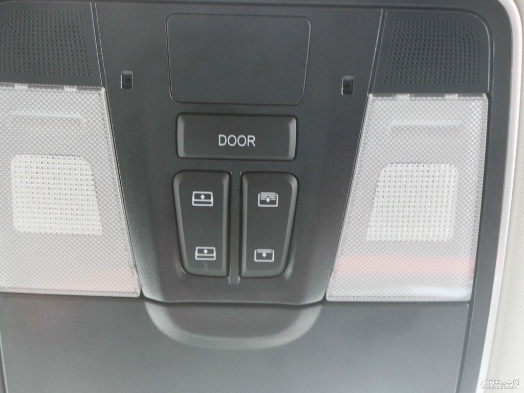 炫影灰長安CS55PLUS車廂內(nèi)飾圖片